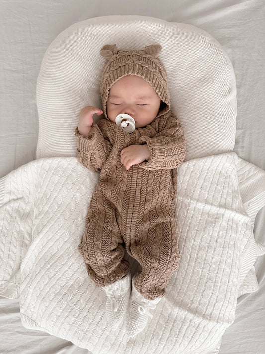 Organic Cotton Baby Bear Cable Knit Jumpsuit - Acorn + Heather Beige