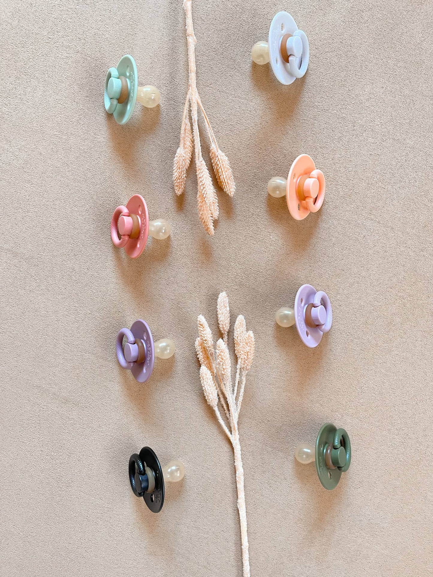 Itzy Soother™ Natural Rubber Pacifier Set (2-Pack) – Succulent & Agave