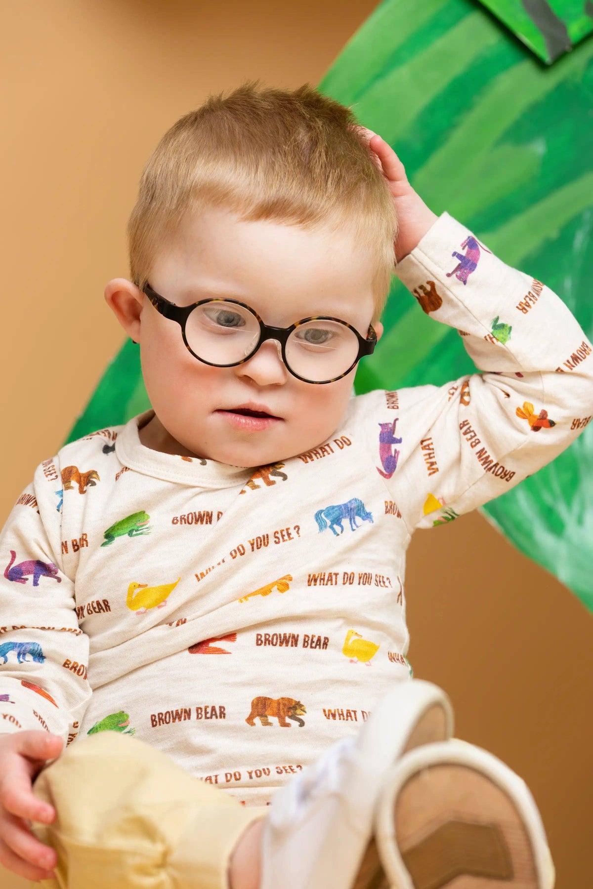 Long Sleeve Crewneck Tee_Eric Carle Brown Bear: Unisex / Eric Carle Brown Bear / 12-18m