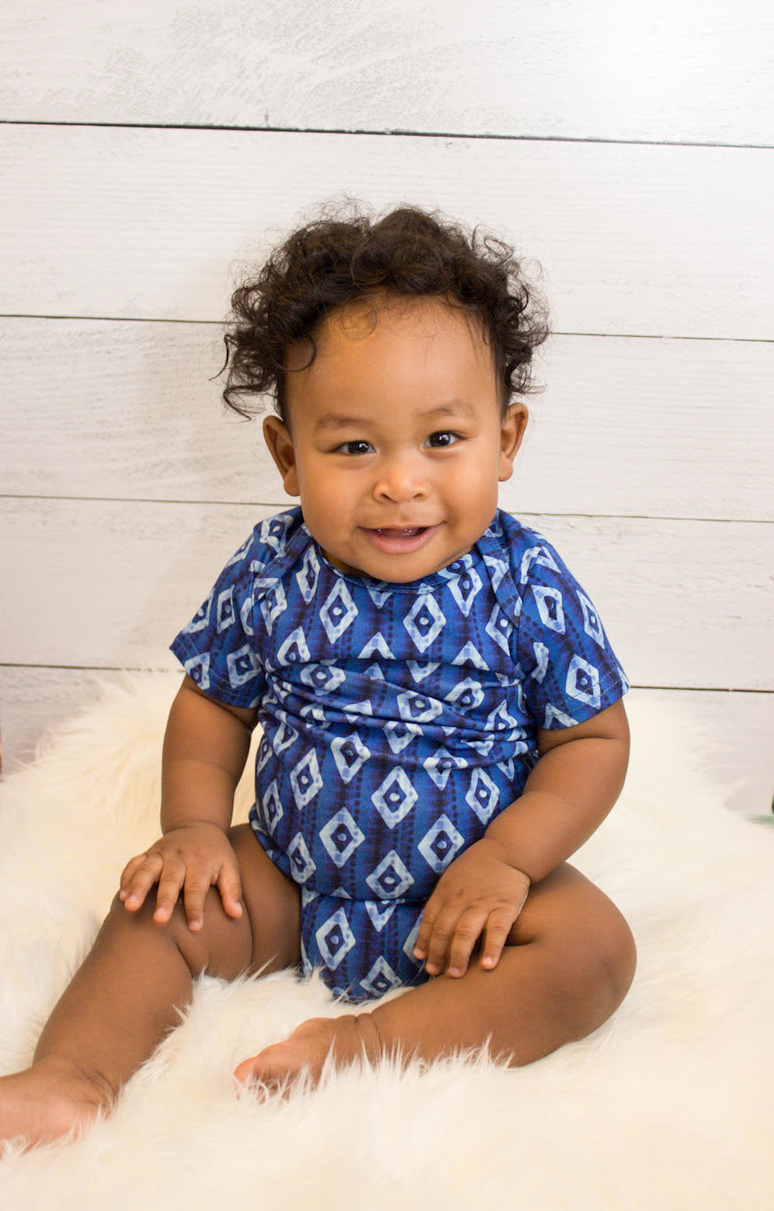 Short Sleeve Bodysuit - Patterned
